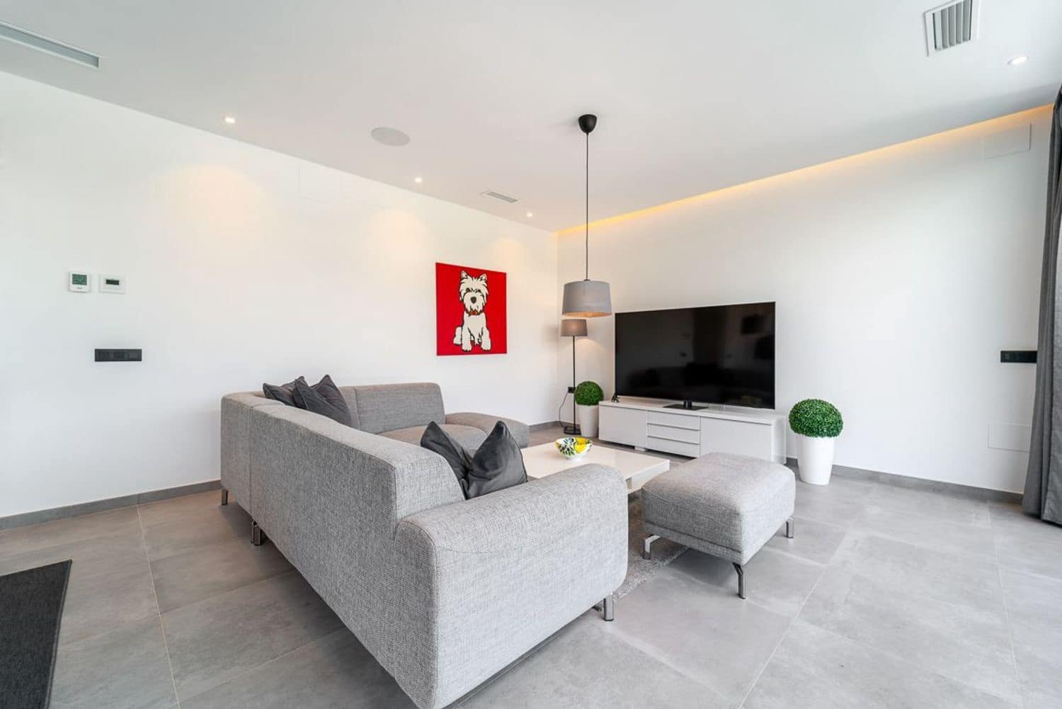 3 soveværelse Villa til salg i Estepona med swimmingpool garage - € 1.400.000 (Ref: 9755103)