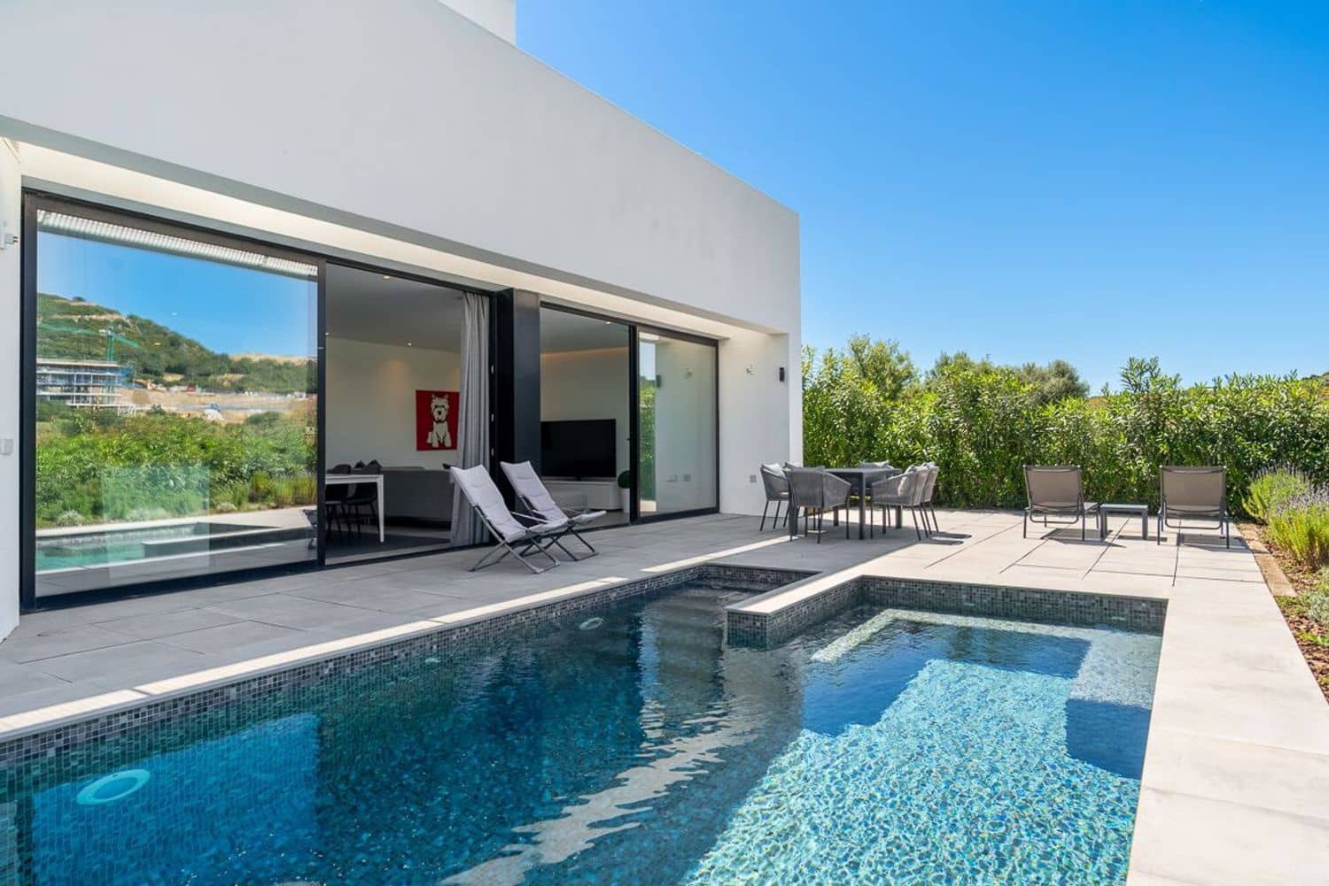 3 soveværelse Villa til salg i Estepona med swimmingpool garage - € 1.400.000 (Ref: 9755103)