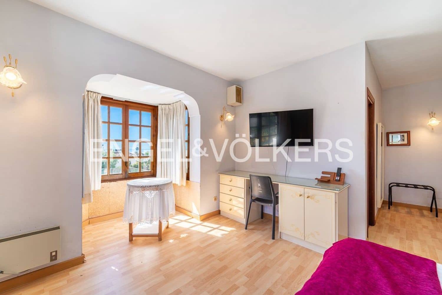 5 sovrum Villa till salu i Estepona med pool garage - 1 850 000 € (Ref: 9755104)