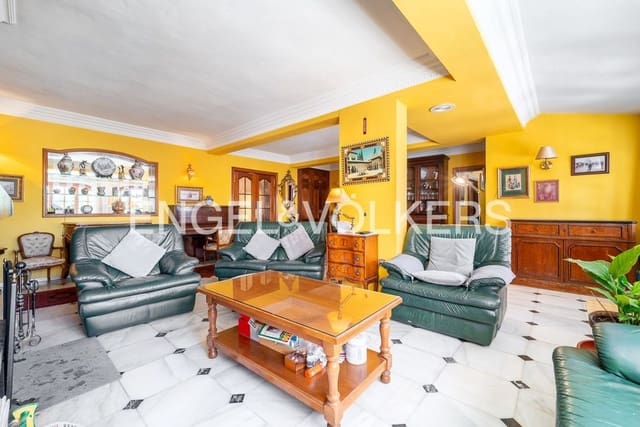 5 sovrum Villa till salu i Guadalobón, Estepona med pool garage - 1 850 000 € (Ref: 9755104)