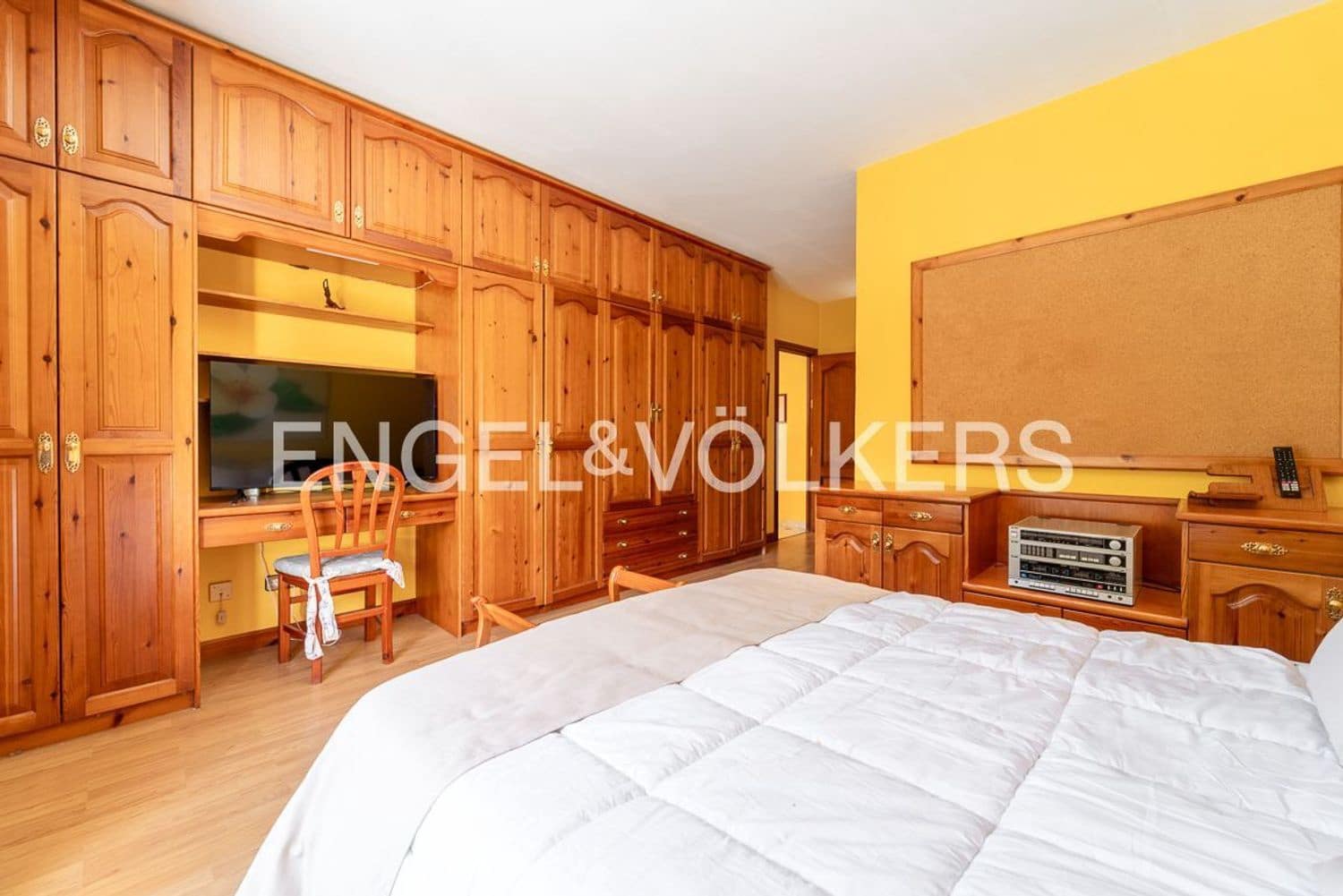 5 sovrum Villa till salu i Estepona med pool garage - 1 850 000 € (Ref: 9755104)