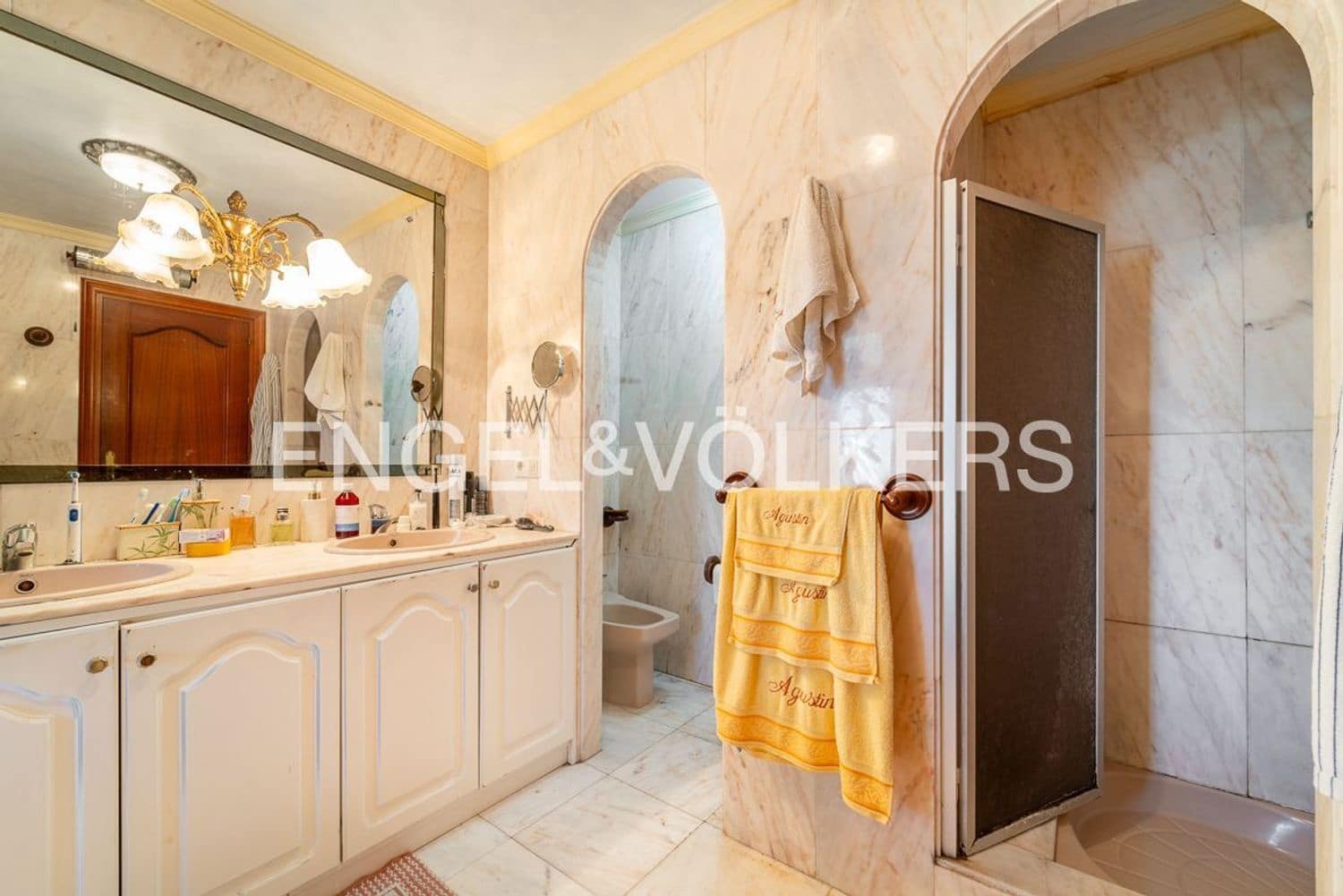 5 sovrum Villa till salu i Estepona med pool garage - 1 850 000 € (Ref: 9755104)