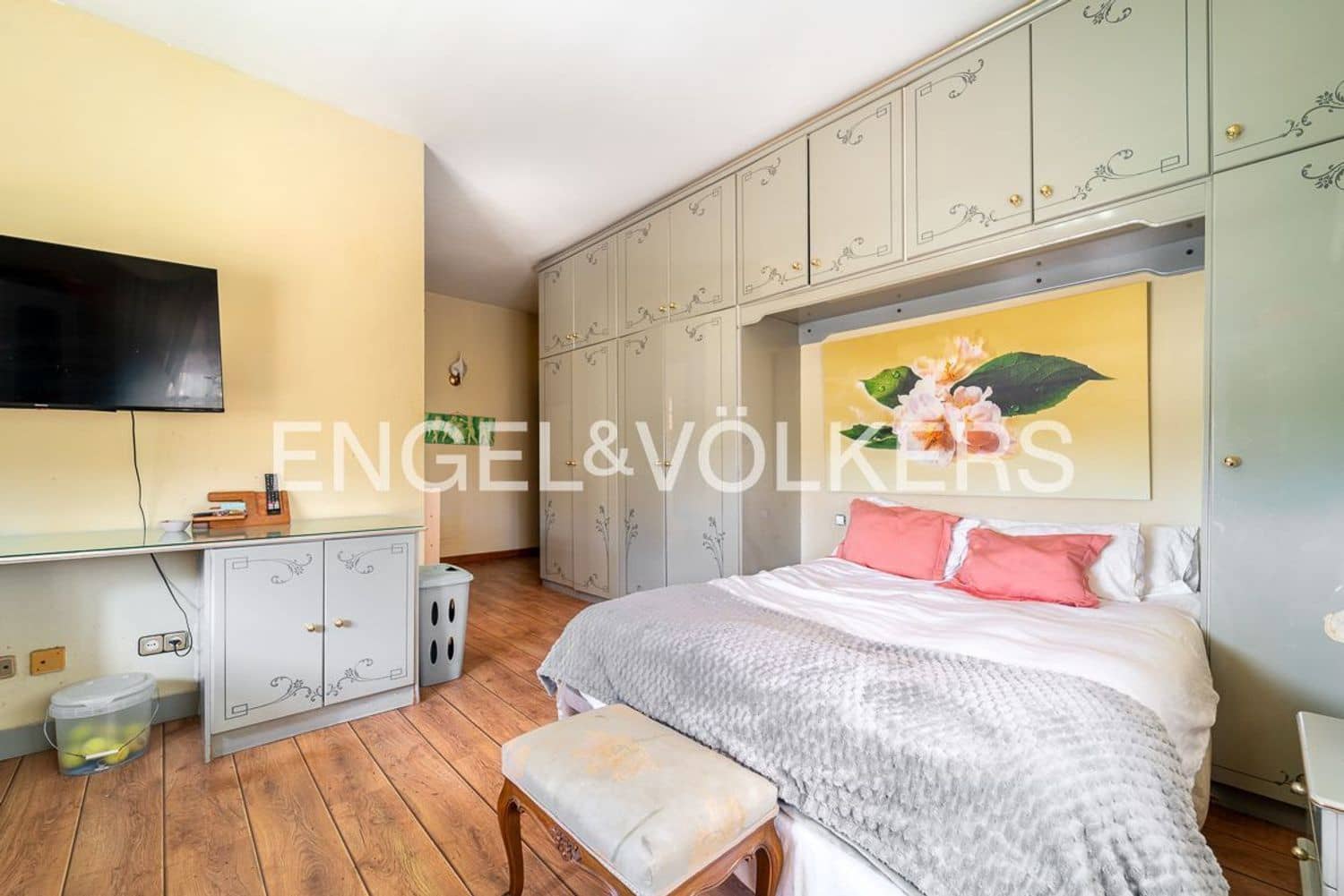 5 sovrum Villa till salu i Estepona med pool garage - 1 850 000 € (Ref: 9755104)