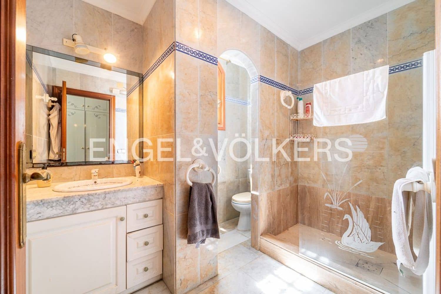 5 sovrum Villa till salu i Estepona med pool garage - 1 850 000 € (Ref: 9755104)