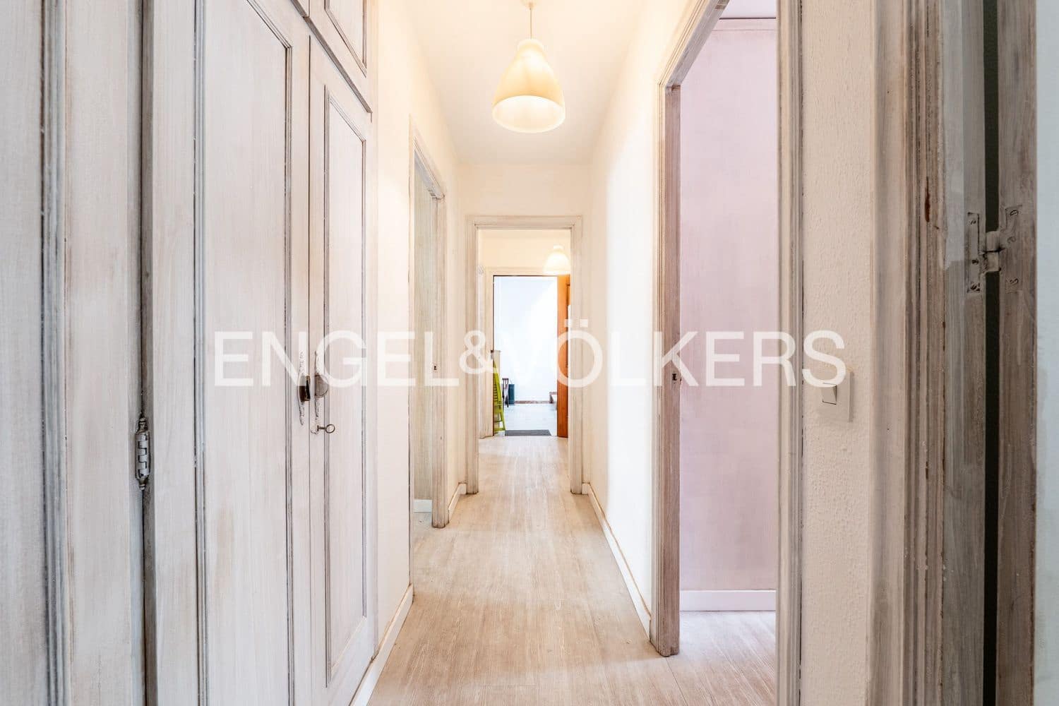 4 chambre Appartement à vendre à Estepona avec garage - 425 000 € (Ref: 9758365)