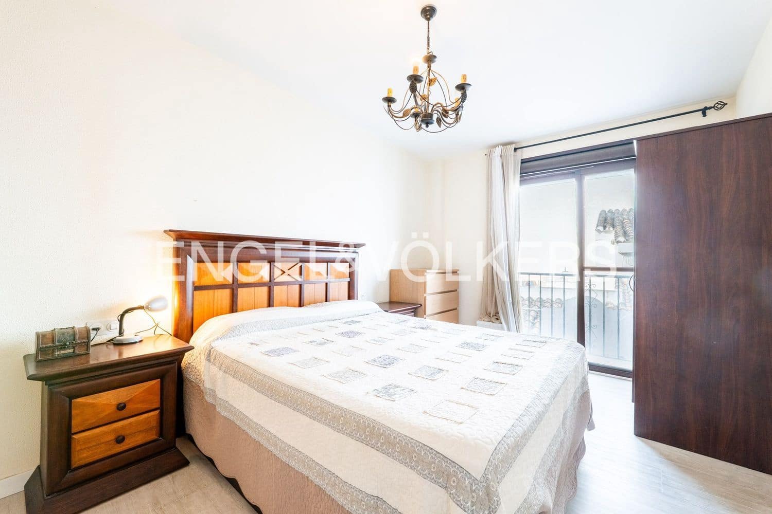 4 chambre Appartement à vendre à Estepona avec garage - 425 000 € (Ref: 9758365)