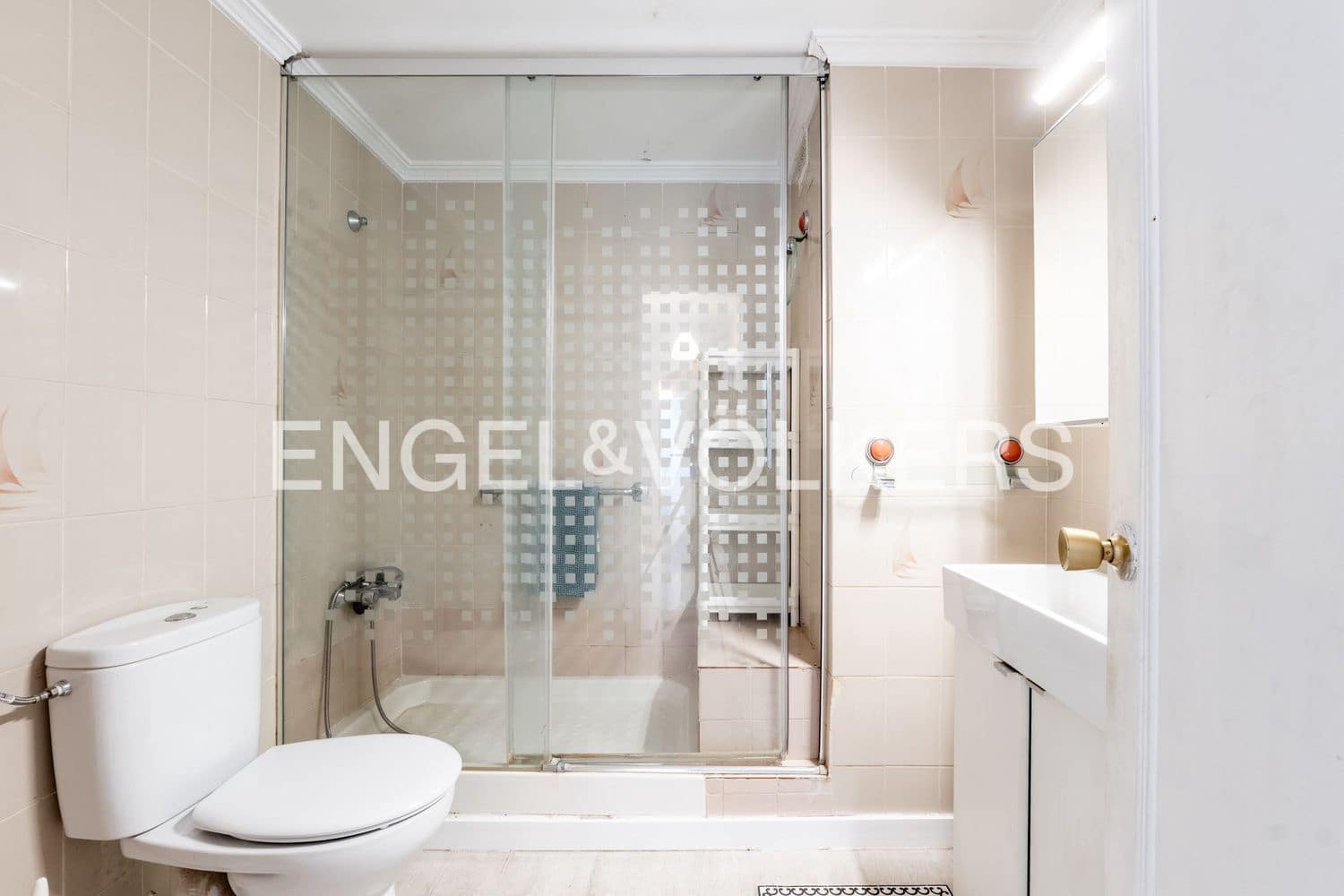 4 chambre Appartement à vendre à Estepona avec garage - 425 000 € (Ref: 9758365)