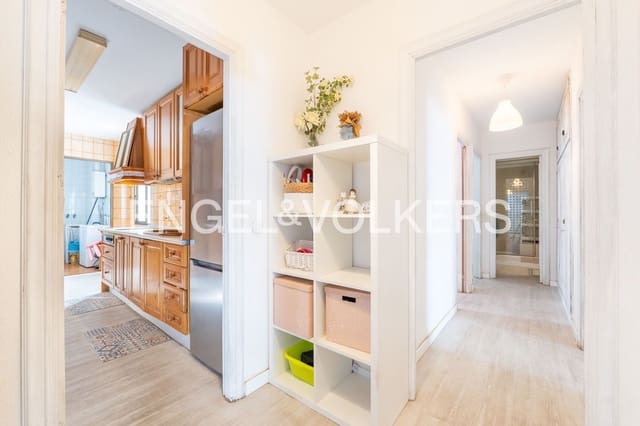 4 chambre Appartement à vendre à Centro, Estepona avec garage - 425 000 € (Ref: 9758365)