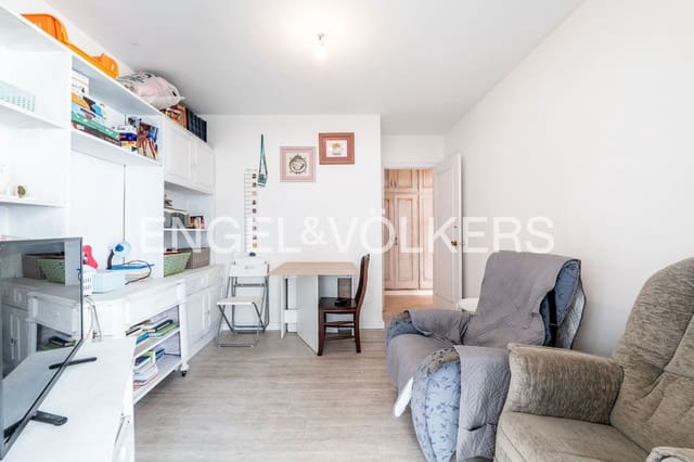 4 chambre Appartement à vendre à Centro, Estepona avec garage - 425 000 € (Ref: 9758365)