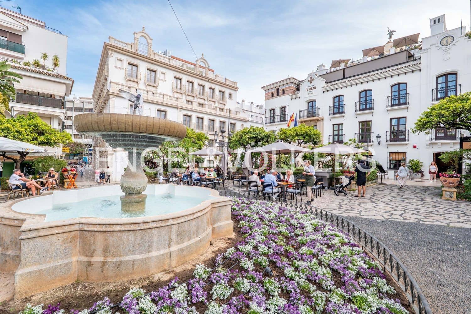 4 chambre Appartement à vendre à Estepona avec garage - 425 000 € (Ref: 9758365)