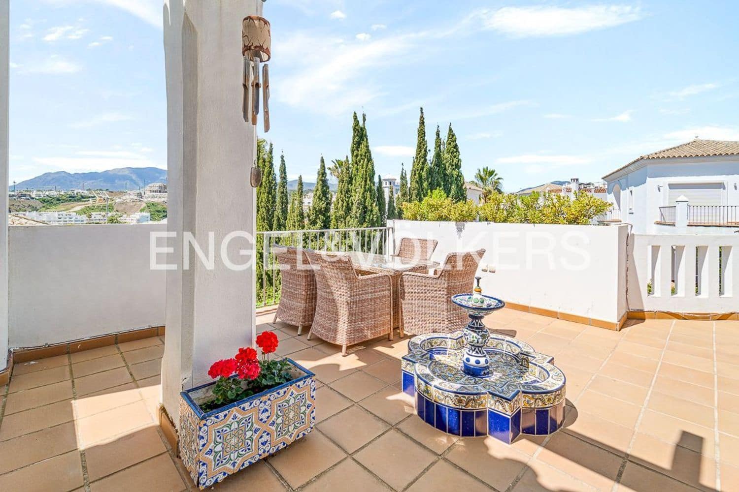 4 slaapkamer Villa te koop in Estepona met zwembad garage - € 1.190.000 (Ref: 9789990)
