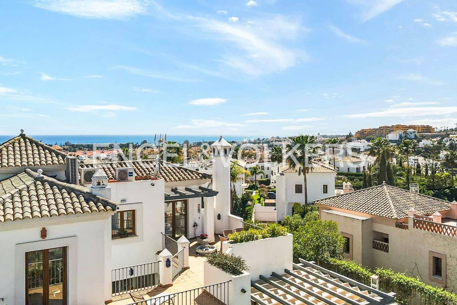 4 slaapkamer Villa te koop in Estepona met zwembad garage - € 1.190.000 (Ref: 9789990)