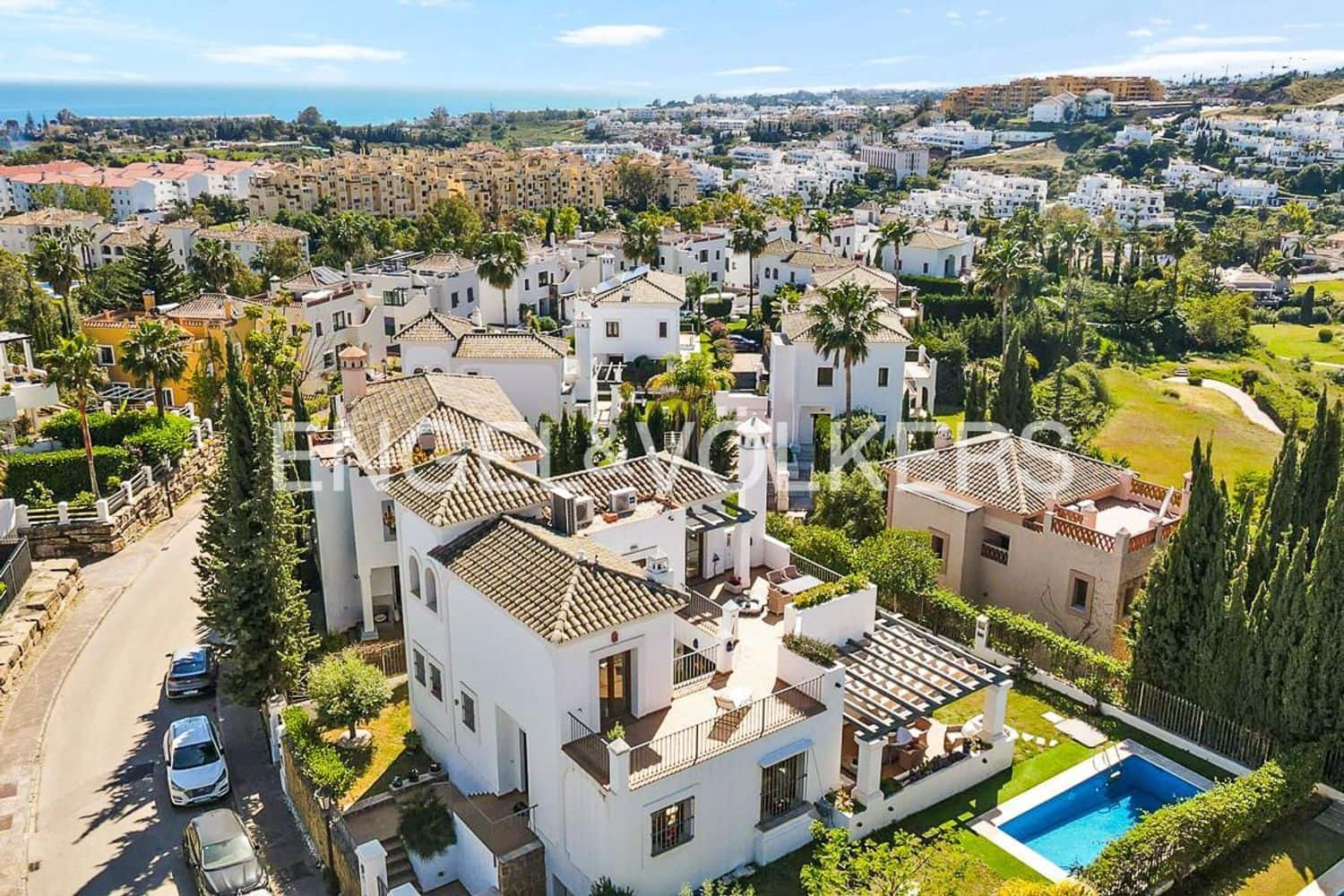 4 slaapkamer Villa te koop in Estepona met zwembad garage - € 1.190.000 (Ref: 9789990)
