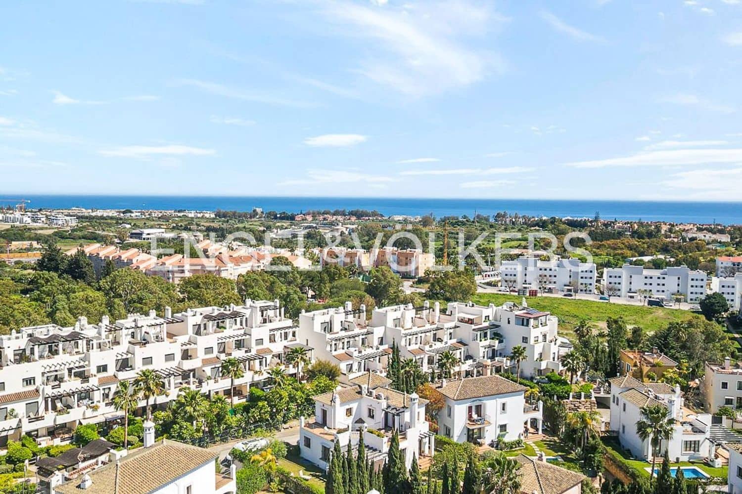 4 slaapkamer Villa te koop in Estepona met zwembad garage - € 1.190.000 (Ref: 9789990)