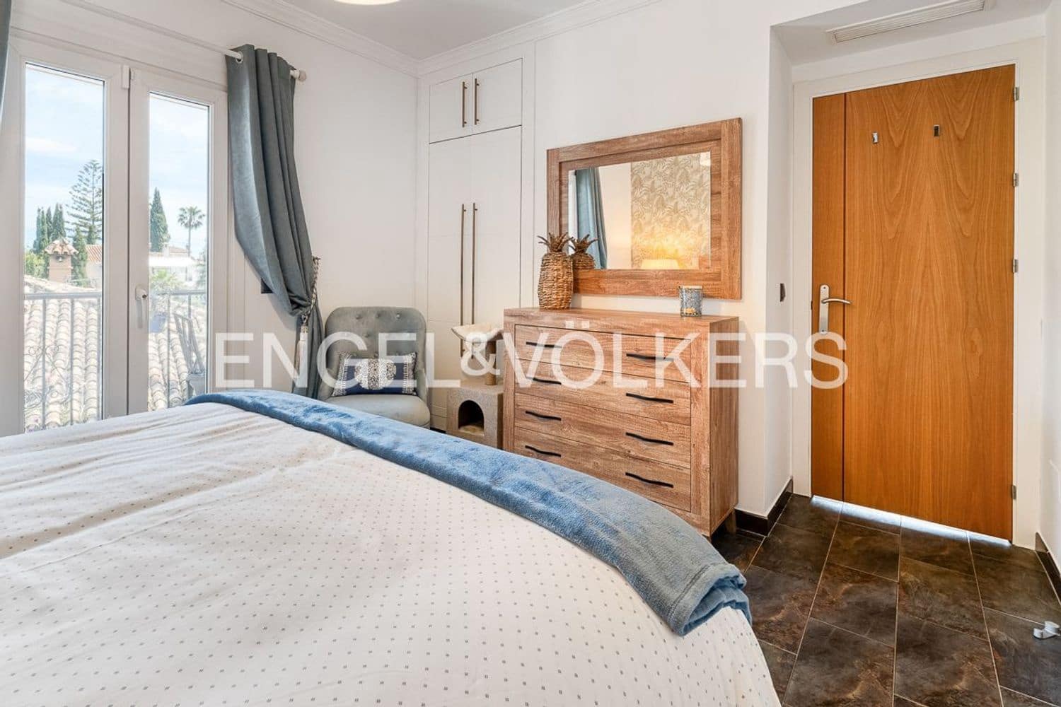 6 slaapkamer Villa te koop in El Padron met zwembad garage - € 1.550.000 (Ref: 9789991)