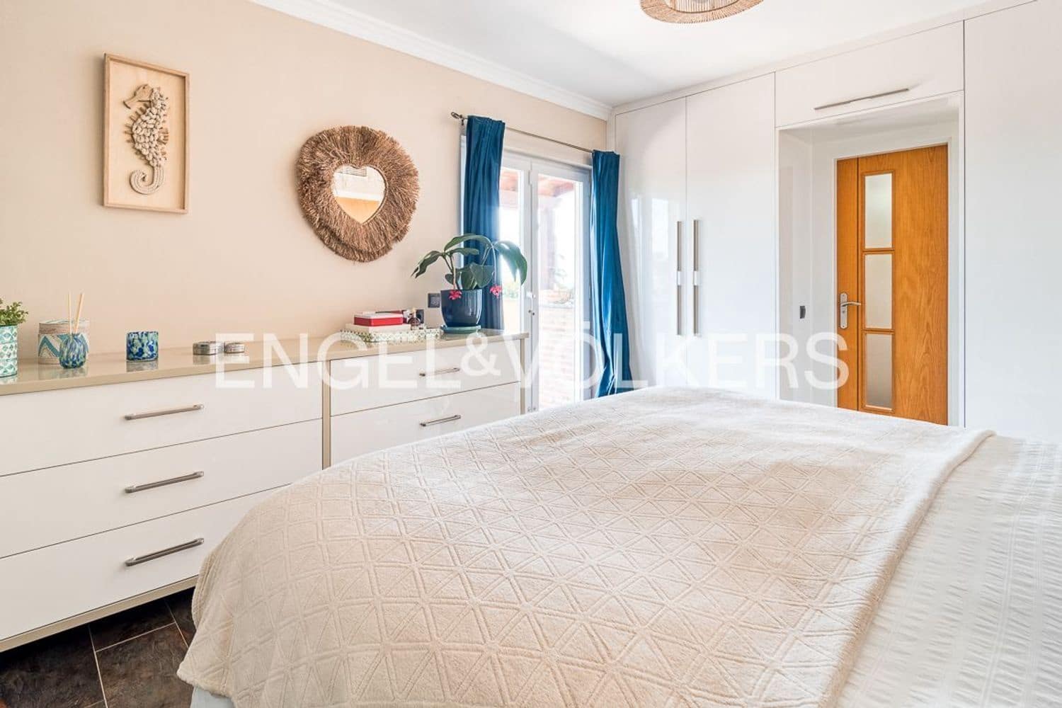 6 slaapkamer Villa te koop in El Padron met zwembad garage - € 1.550.000 (Ref: 9789991)