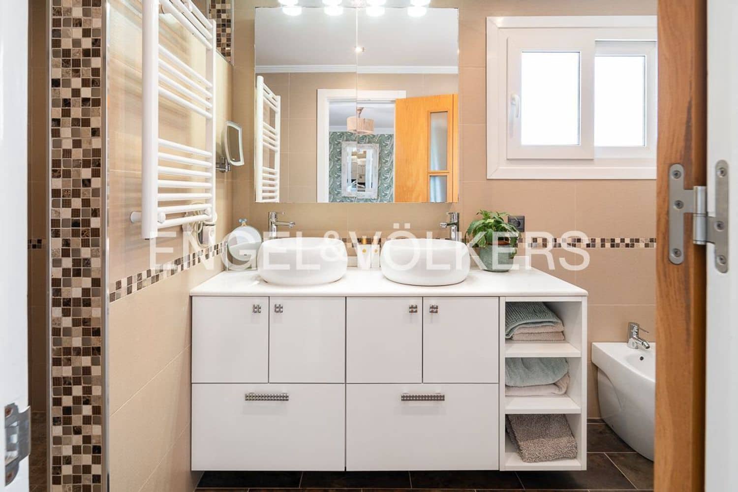 6 slaapkamer Villa te koop in El Padron met zwembad garage - € 1.550.000 (Ref: 9789991)