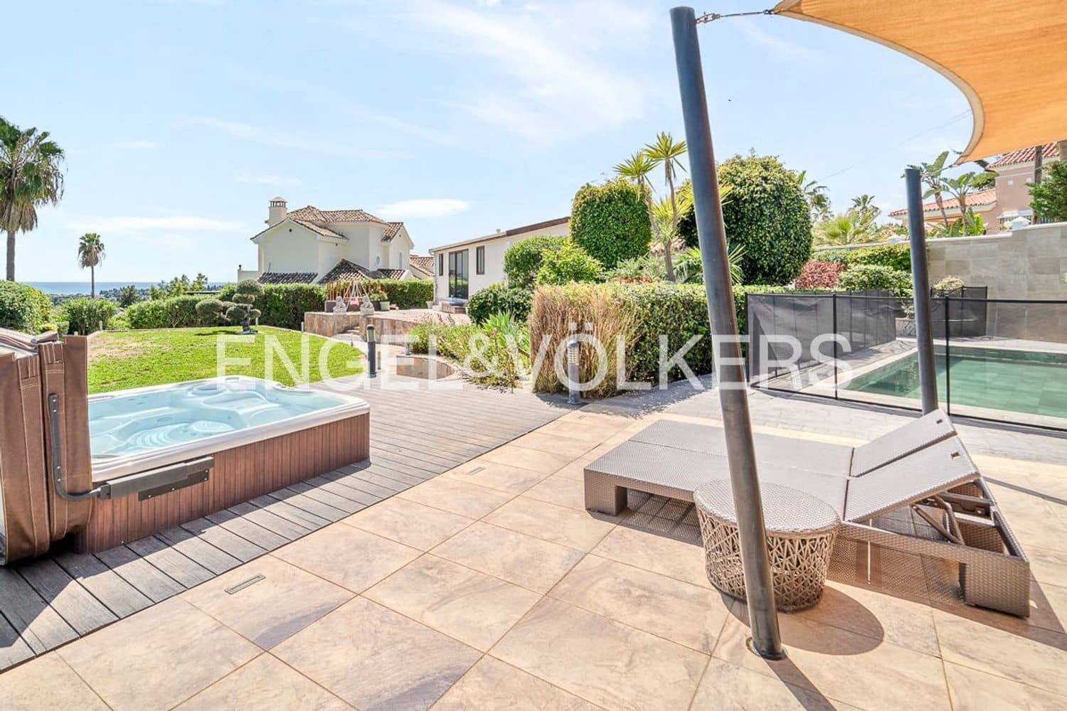 6 slaapkamer Villa te koop in El Padron met zwembad garage - € 1.550.000 (Ref: 9789991)