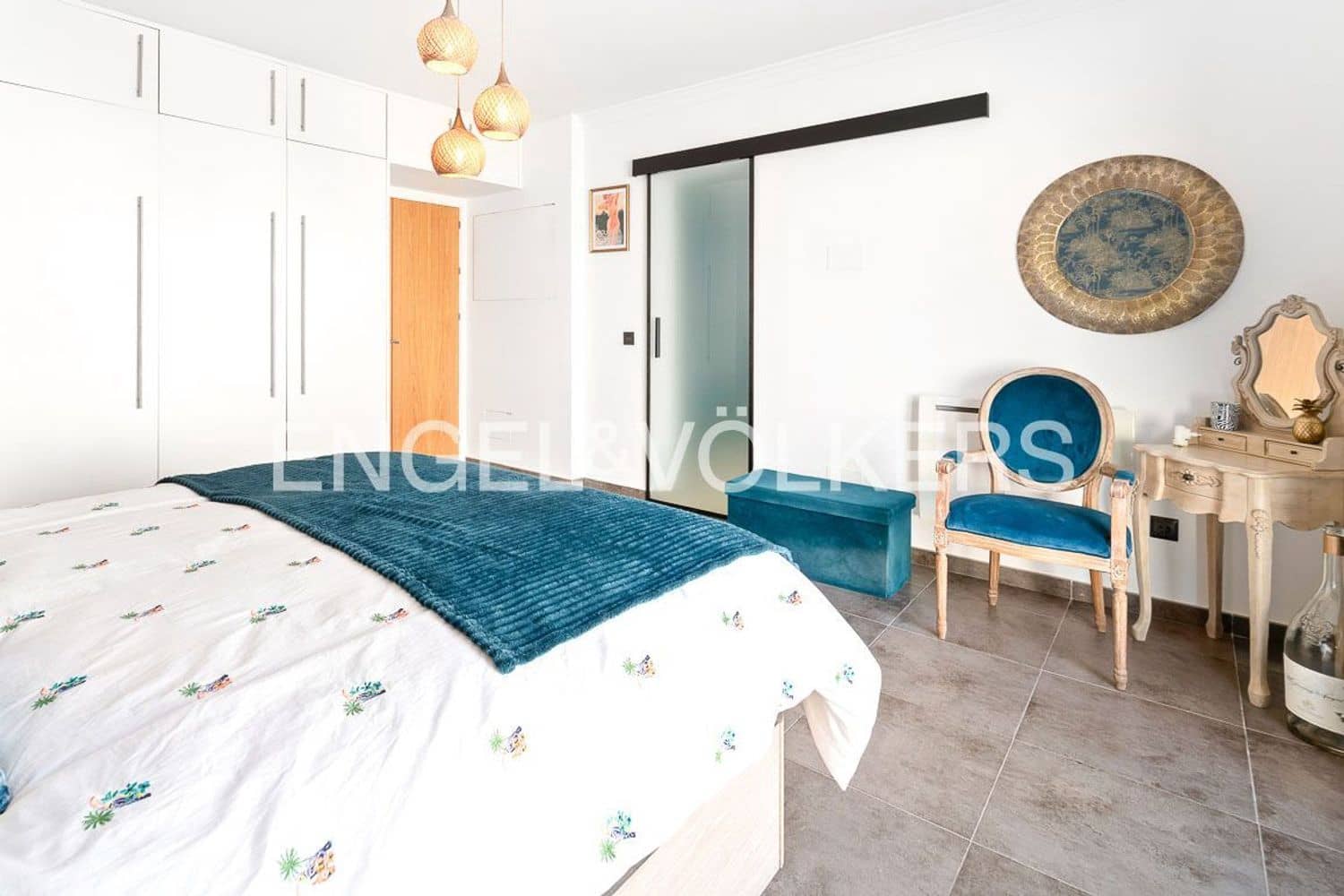 6 bedroom Villa for sale in El Padron with pool garage - € 1,550,000 (Ref: 9789991)