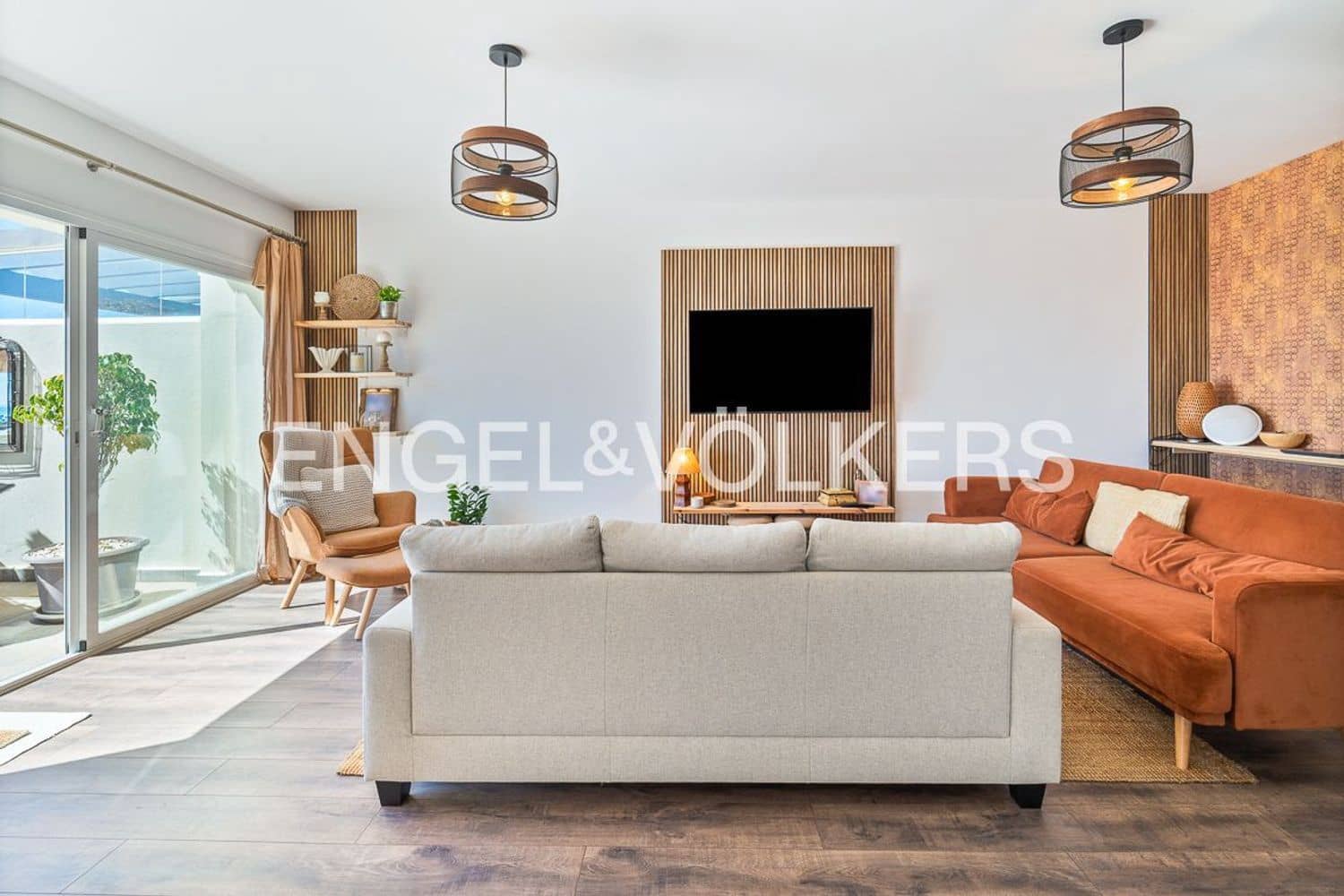3 soverom Leilighet til salgs i New Golden Mile med svømmebasseng garasje - € 799 000 (Ref: 9793910)