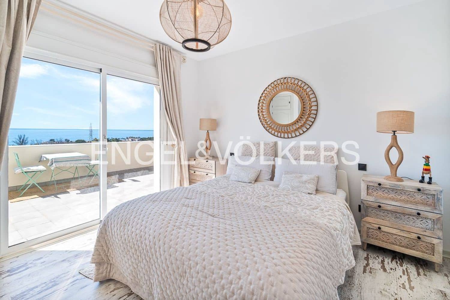 3 soverom Leilighet til salgs i New Golden Mile med svømmebasseng garasje - € 799 000 (Ref: 9793910)