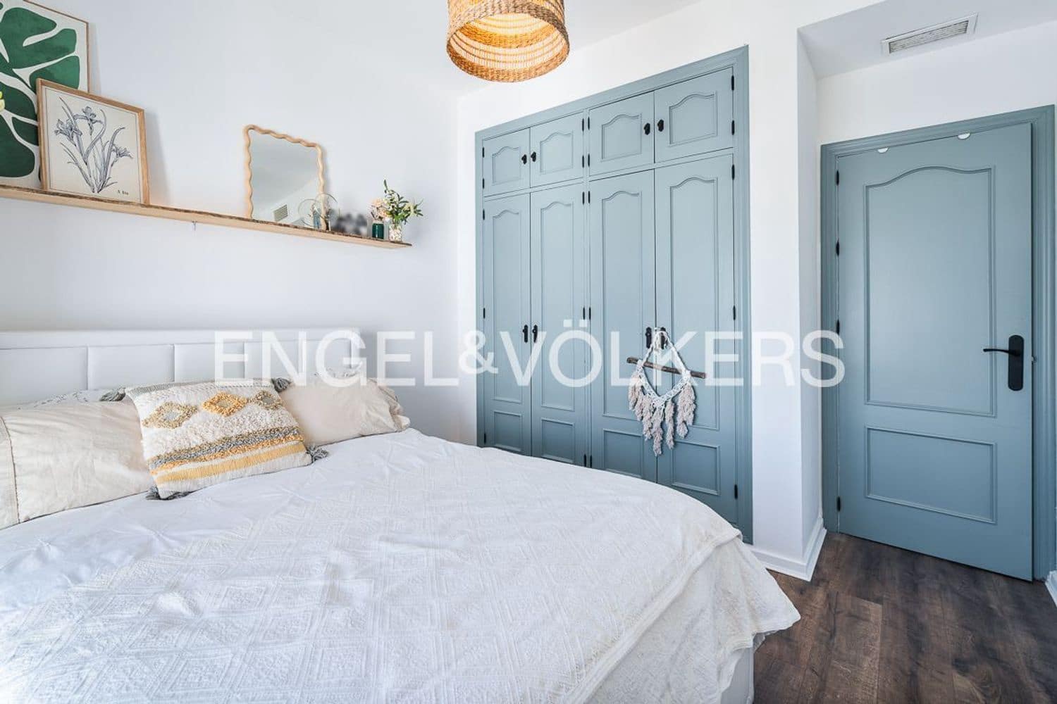 3 soverom Leilighet til salgs i New Golden Mile med svømmebasseng garasje - € 799 000 (Ref: 9793910)