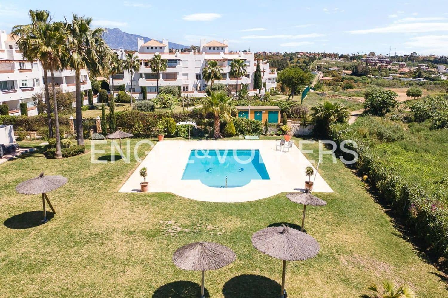 3 soverom Leilighet til salgs i New Golden Mile med svømmebasseng garasje - € 799 000 (Ref: 9793910)