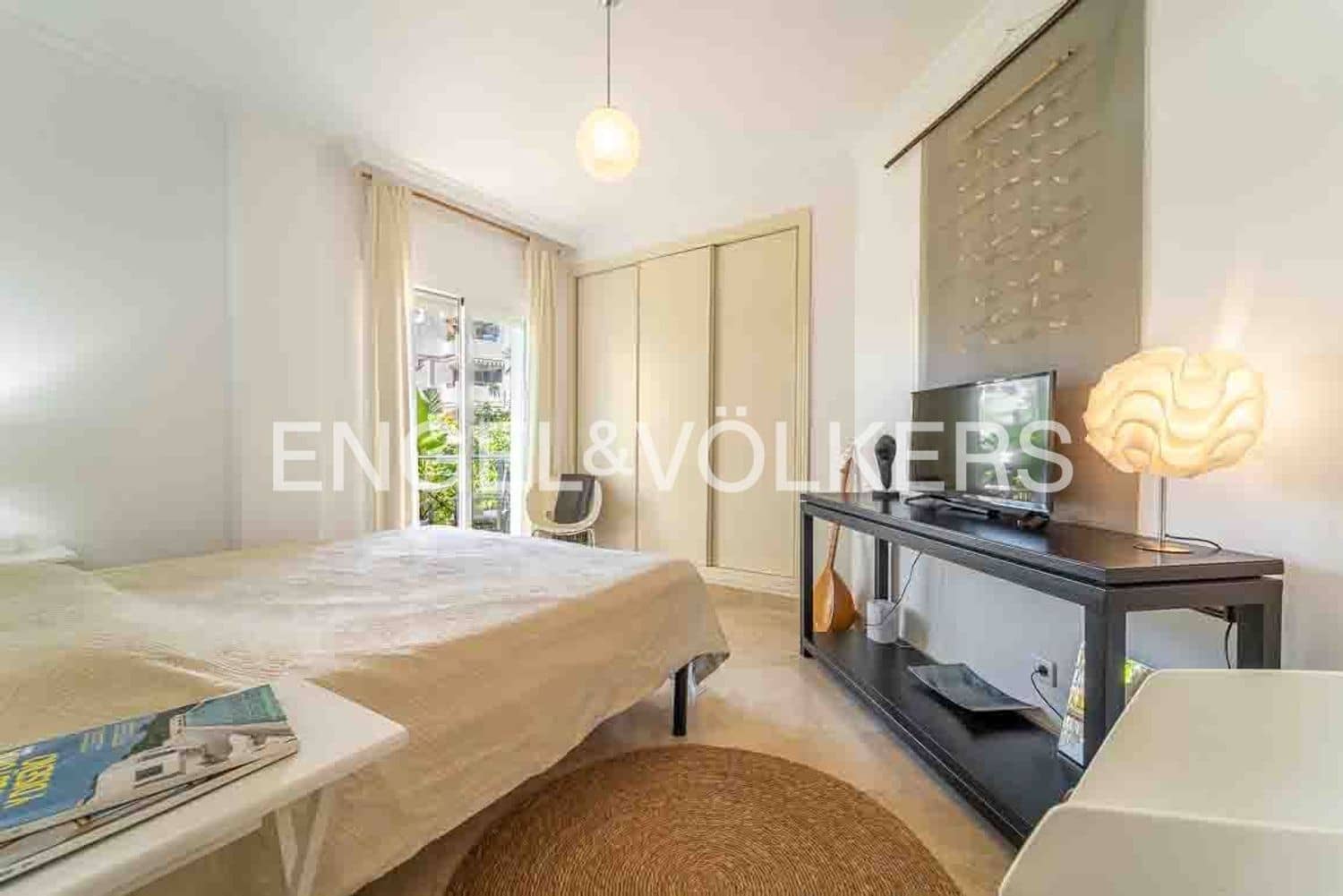 3 makuuhuone Huoneisto myytävänä paikassa Bel-Air mukana uima-altaan 
autotalli - 450 000 € (Ref: 9793911)