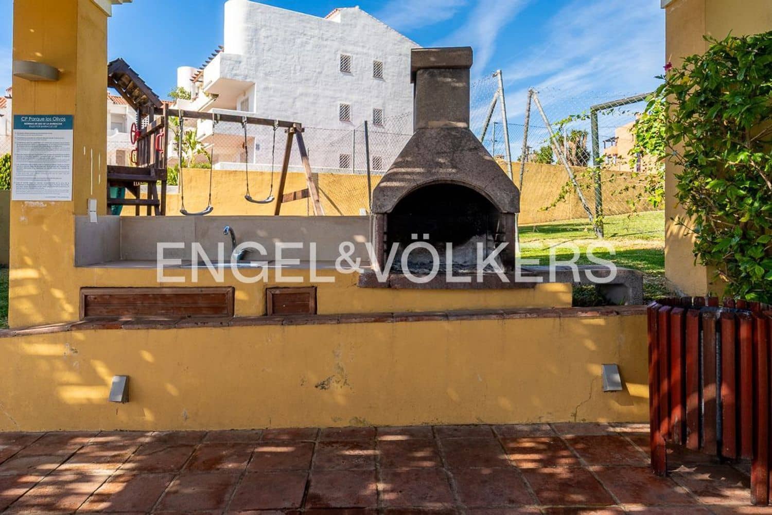 3 makuuhuone Huoneisto myytävänä paikassa Bel-Air mukana uima-altaan 
autotalli - 450 000 € (Ref: 9793911)