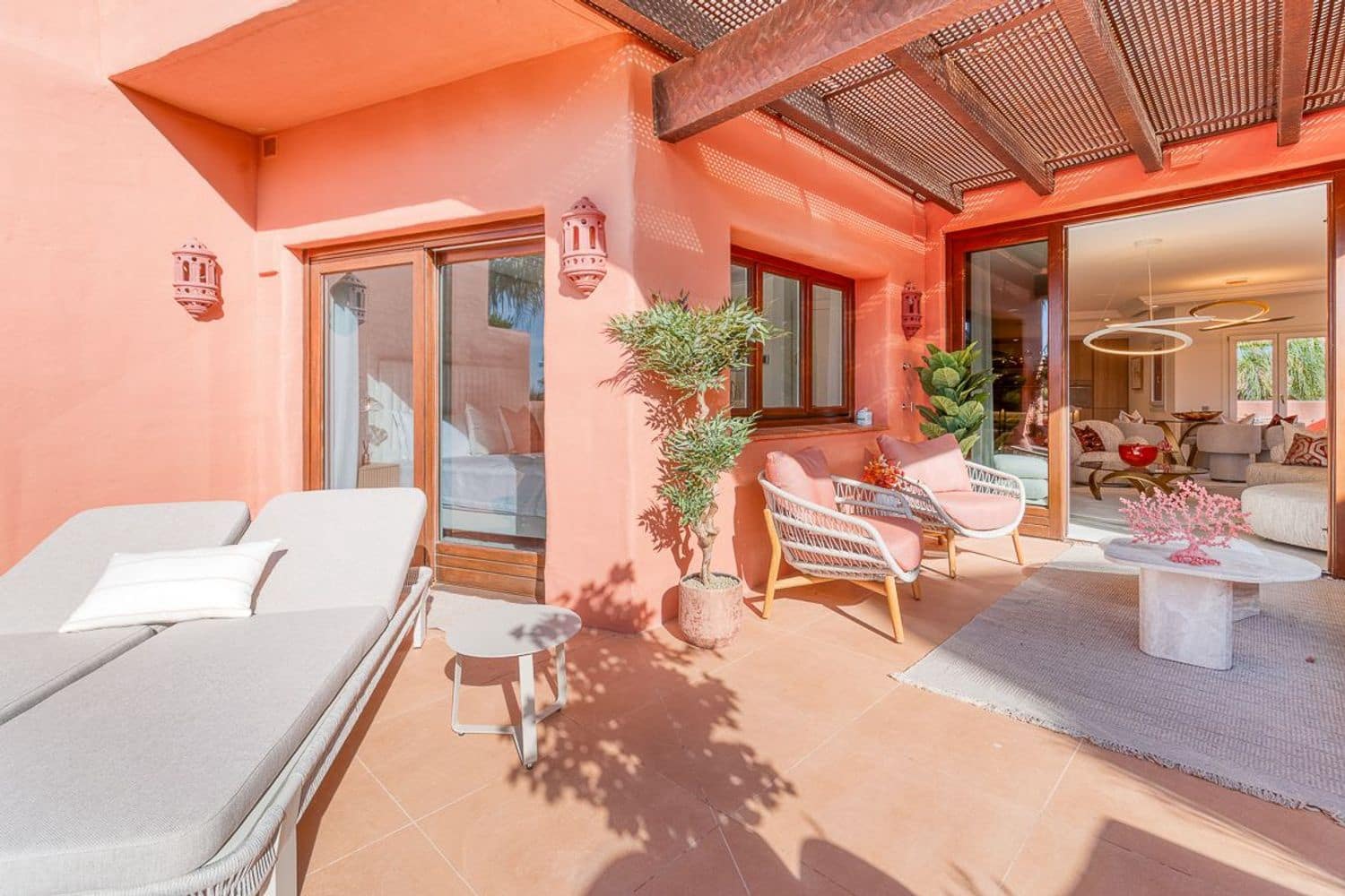 3 chambre Appartement à vendre à Guadalmansa avec piscine garage - 3 350 000 € (Ref: 9796607)