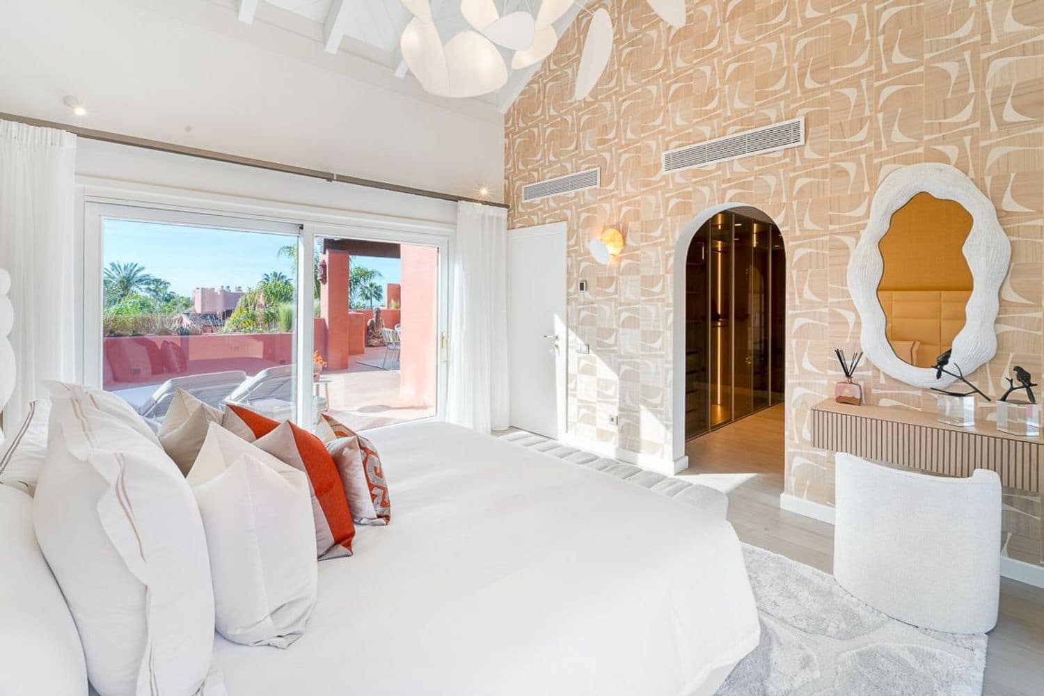 3 chambre Appartement à vendre à Guadalmansa avec piscine garage - 3 350 000 € (Ref: 9796607)