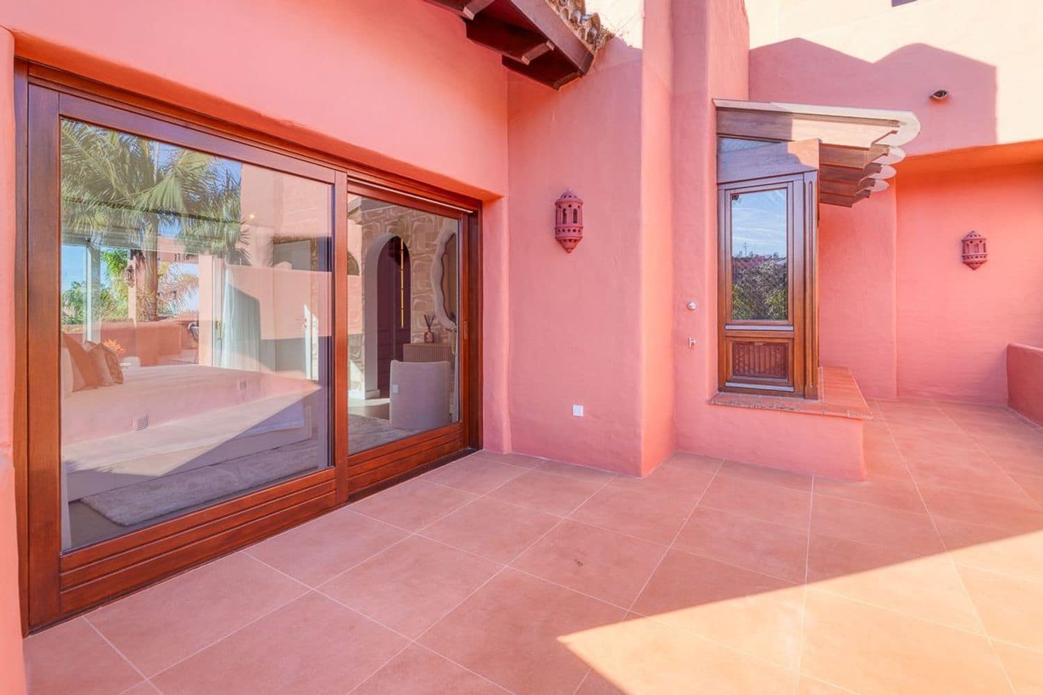 3 chambre Appartement à vendre à Guadalmansa avec piscine garage - 3 350 000 € (Ref: 9796607)