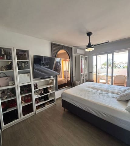 2 quarto Apartamento para venda em Nueva Atalaya, Estepona com piscina garagem - 299 000 € (Ref: 9798546)