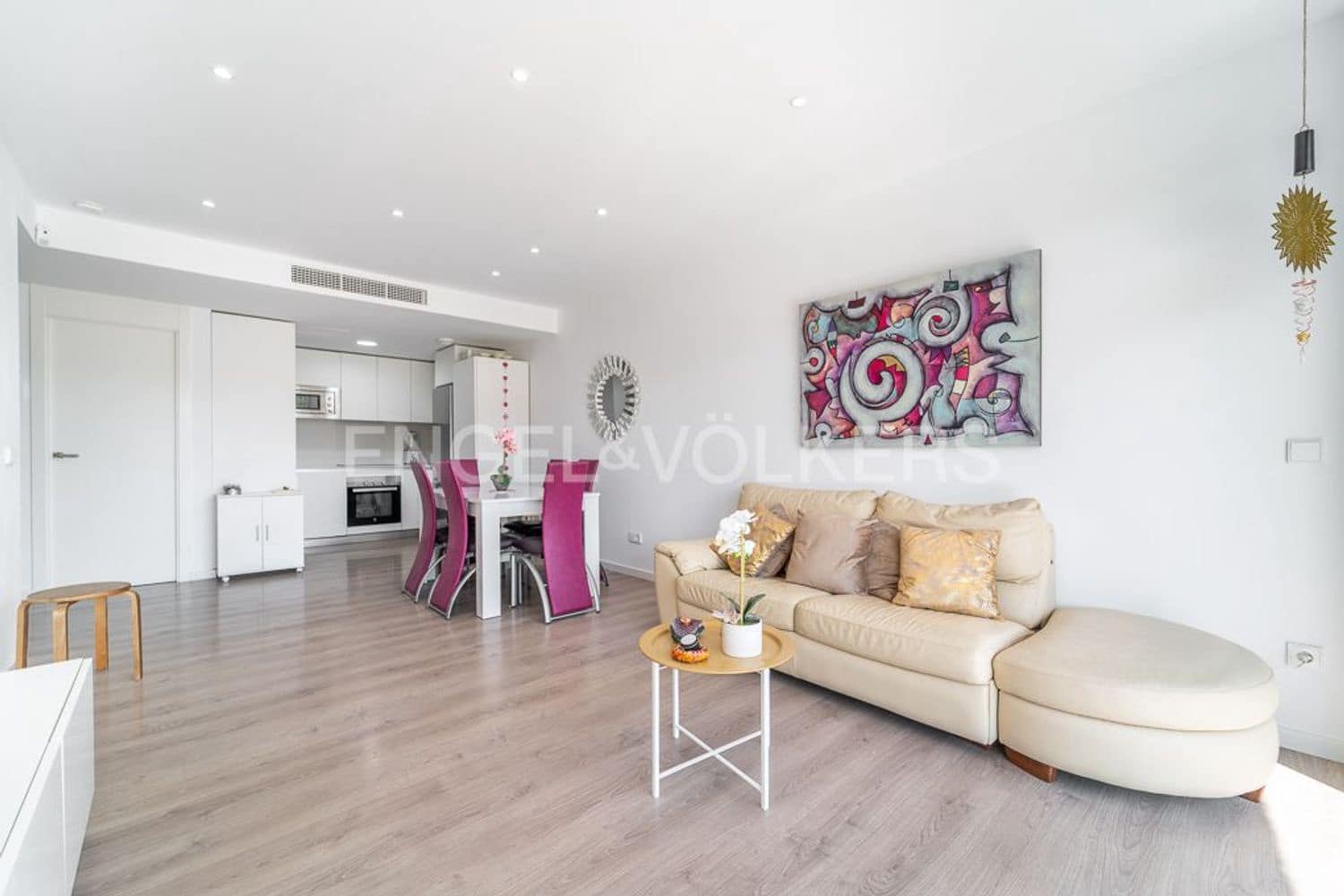 3 makuuhuone Huoneisto myytävänä paikassa Estepona mukana uima-altaan 
autotalli - 425 000 € (Ref: 9798547)