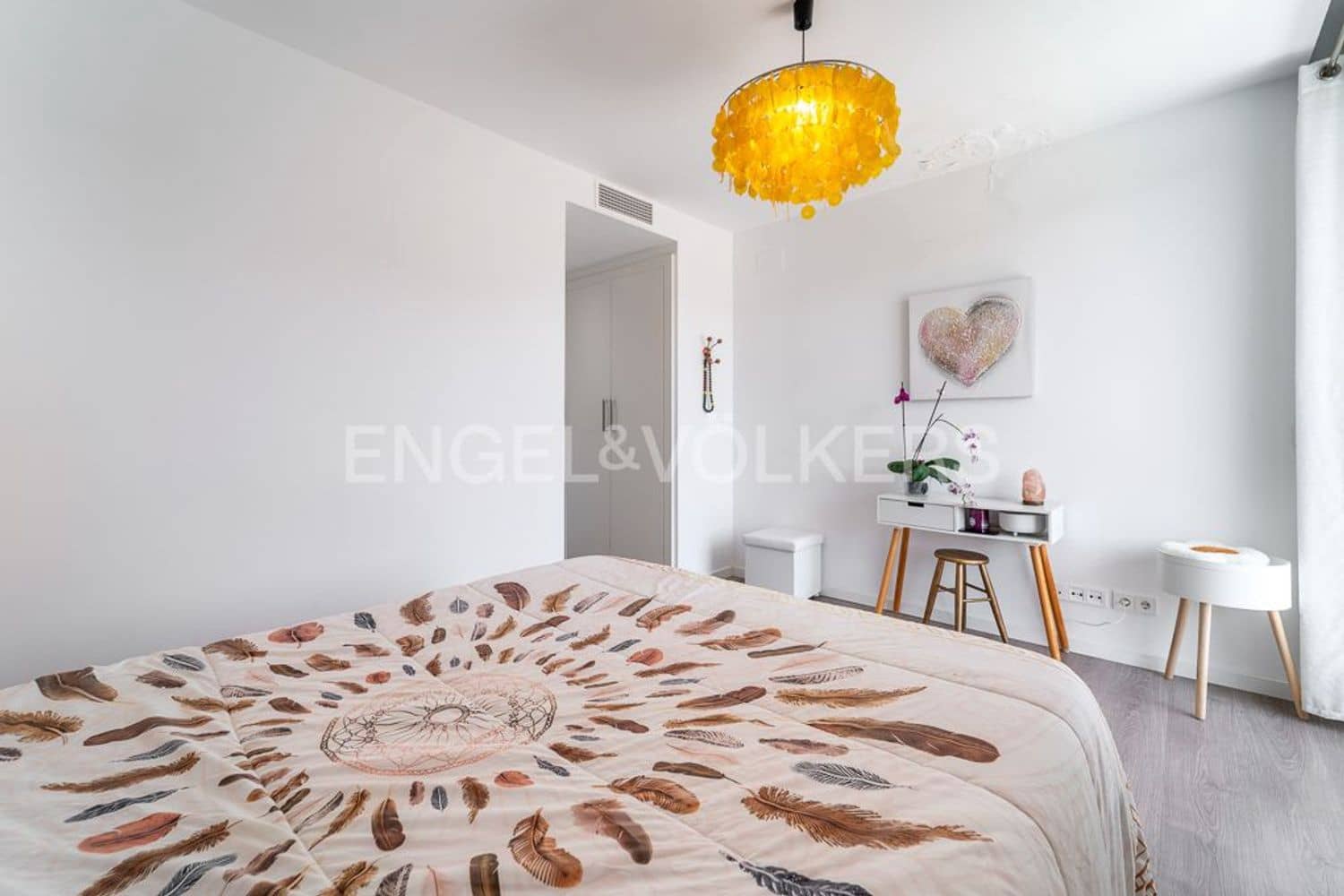 3 makuuhuone Huoneisto myytävänä paikassa Estepona mukana uima-altaan 
autotalli - 425 000 € (Ref: 9798547)