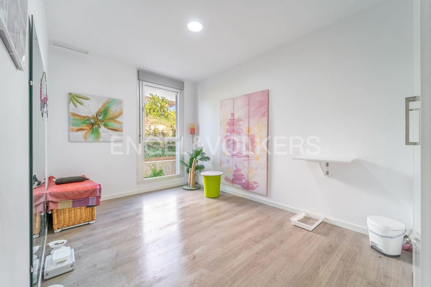 3 makuuhuone Huoneisto myytävänä paikassa Estepona mukana uima-altaan 
autotalli - 425 000 € (Ref: 9798547)