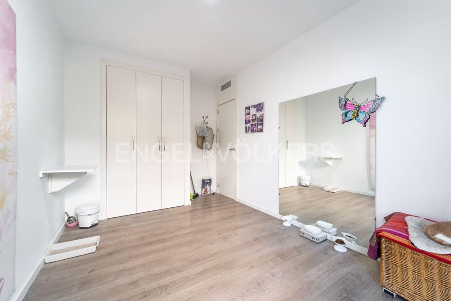 3 makuuhuone Huoneisto myytävänä paikassa Estepona mukana uima-altaan 
autotalli - 425 000 € (Ref: 9798547)