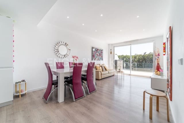 3 makuuhuone Huoneisto myytävänä paikassa Buenas Noches, Estepona mukana uima-altaan 
autotalli - 425 000 € (Ref: 9798547)