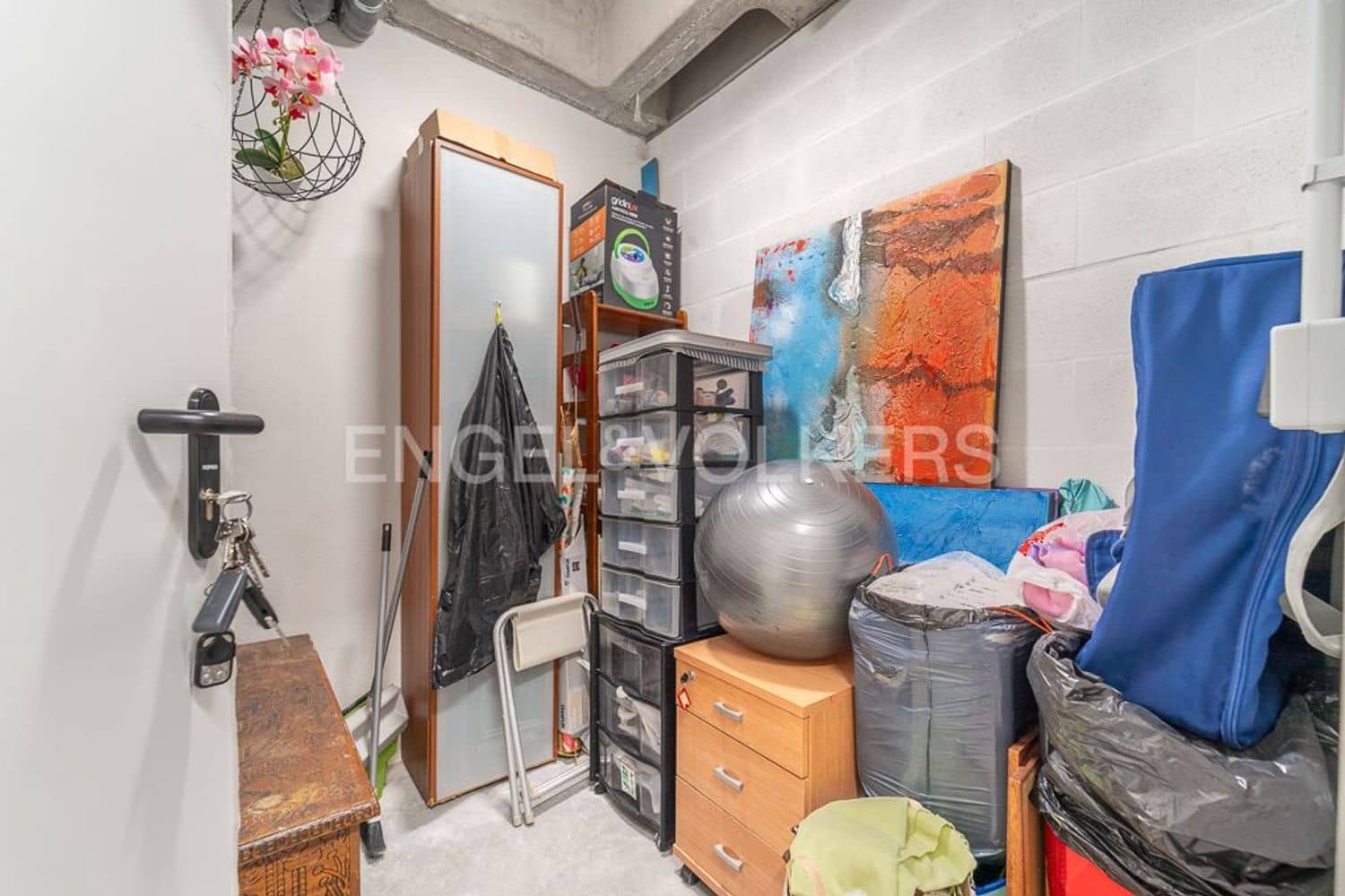 3 makuuhuone Huoneisto myytävänä paikassa Estepona mukana uima-altaan 
autotalli - 425 000 € (Ref: 9798547)