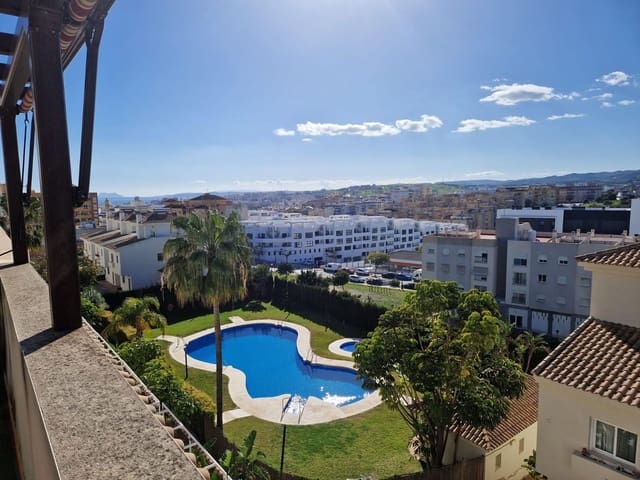 2 Zimmer Apartment zu verkaufen in Sierra de Estepona - Avda. de Andalucía, Estepona mit Pool Garage - 399.000 € (Ref: 9798548)