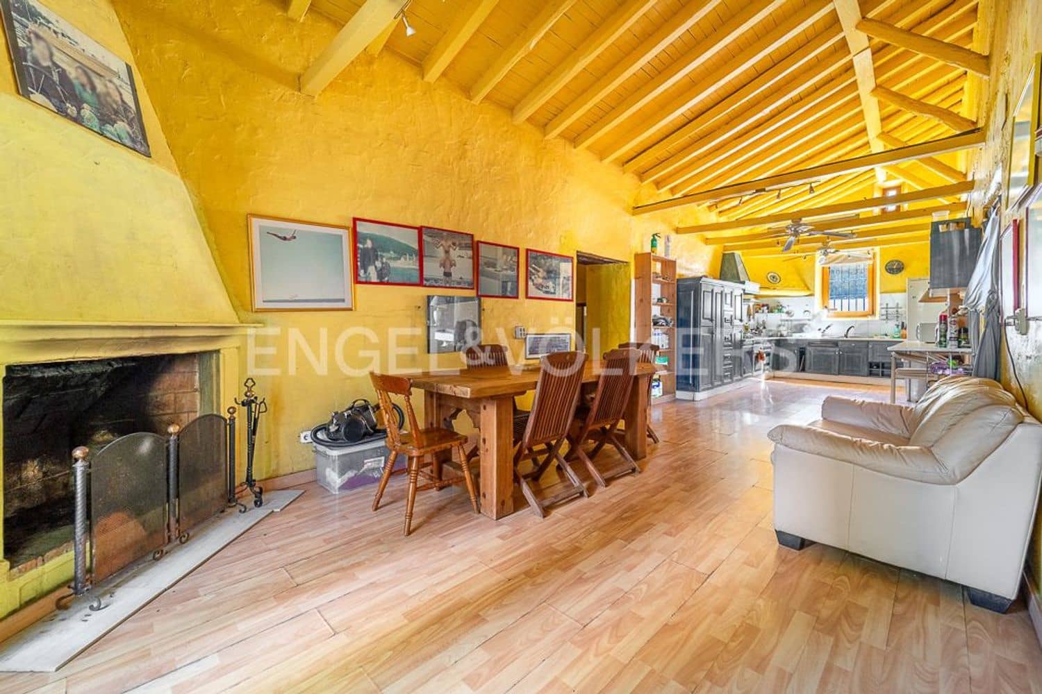 6 bedroom Finca/Country House for sale in Estepona with pool garage - € 8,000,000 (Ref: 9798549)