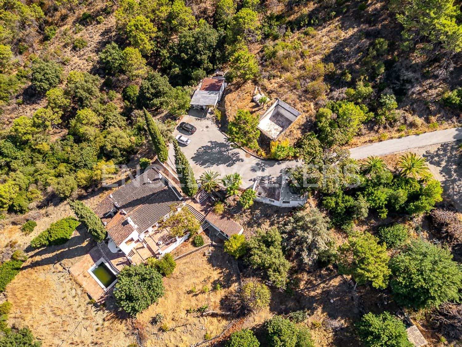 6 bedroom Finca/Country House for sale in Estepona with pool garage - € 8,000,000 (Ref: 9798549)