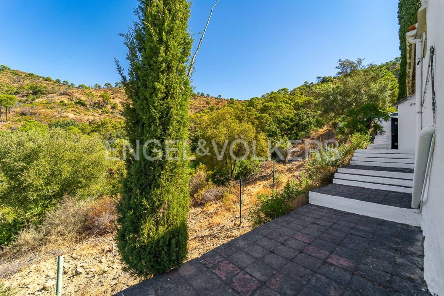 8 Zimmer Finca/Landgut zu verkaufen in Estepona mit Pool Garage - 10.000.000 € (Ref: 9798550)