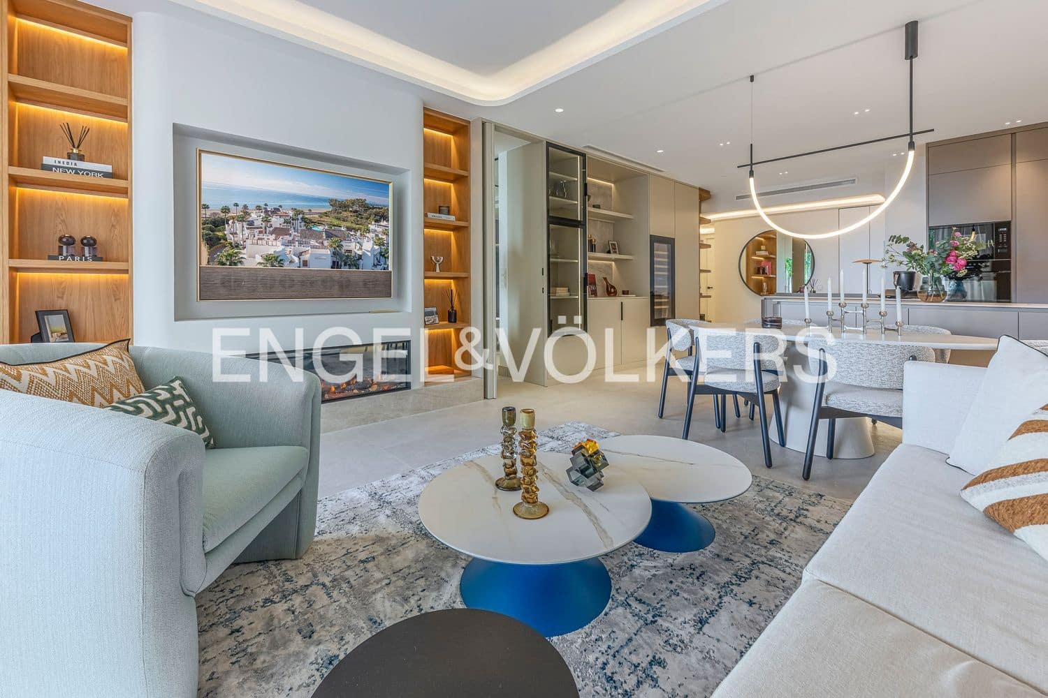 3 makuuhuone Huoneisto myytävänä paikassa Estepona mukana uima-altaan 
autotalli - 1 895 000 € (Ref: 9806160)