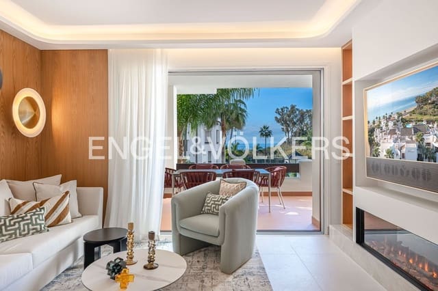 3 makuuhuone Huoneisto myytävänä paikassa Bel-Air, Estepona mukana uima-altaan 
autotalli - 1 895 000 € (Ref: 9806160)