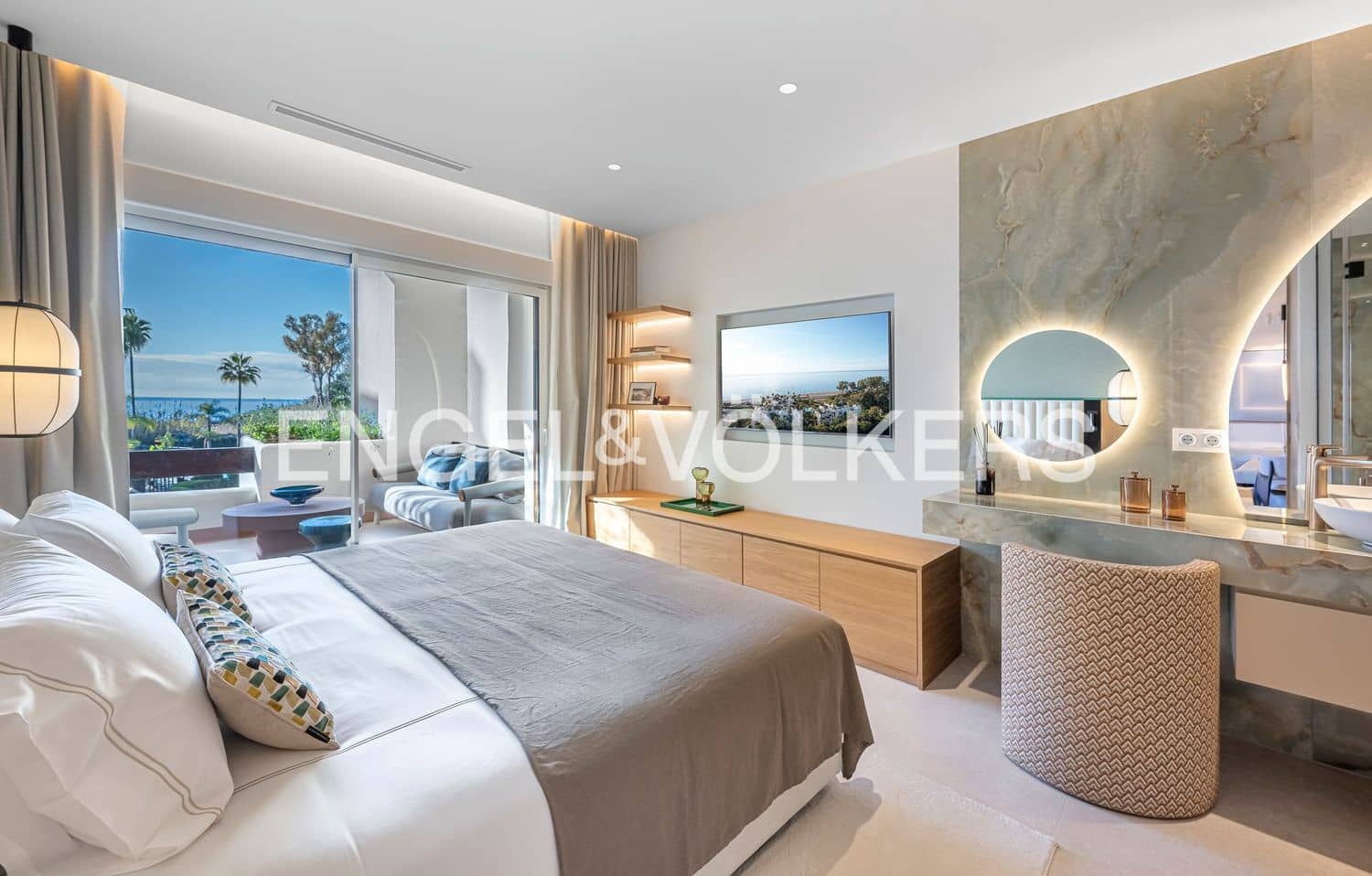 3 makuuhuone Huoneisto myytävänä paikassa Estepona mukana uima-altaan 
autotalli - 1 895 000 € (Ref: 9806160)