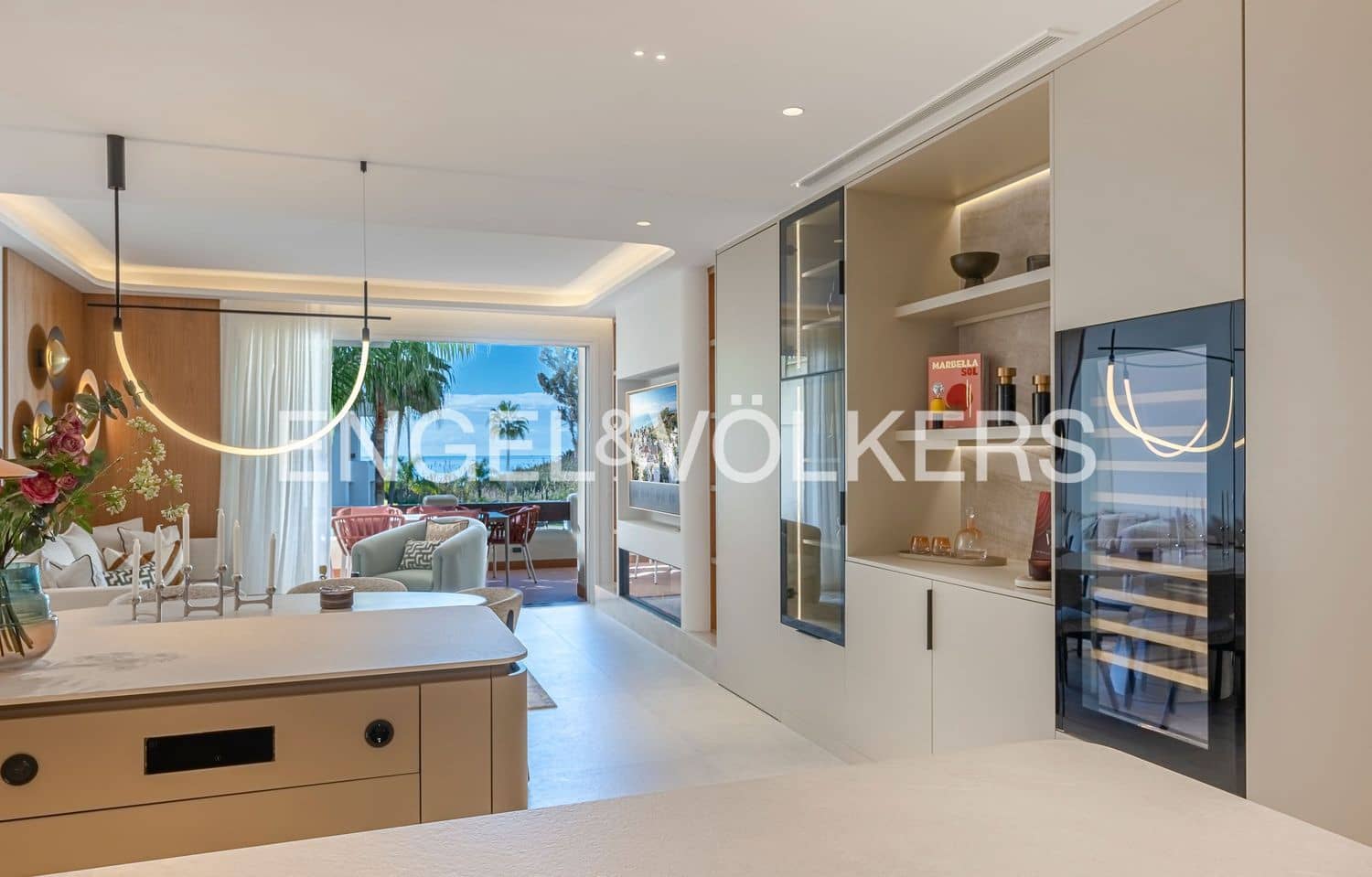 3 makuuhuone Huoneisto myytävänä paikassa Estepona mukana uima-altaan 
autotalli - 1 895 000 € (Ref: 9806160)