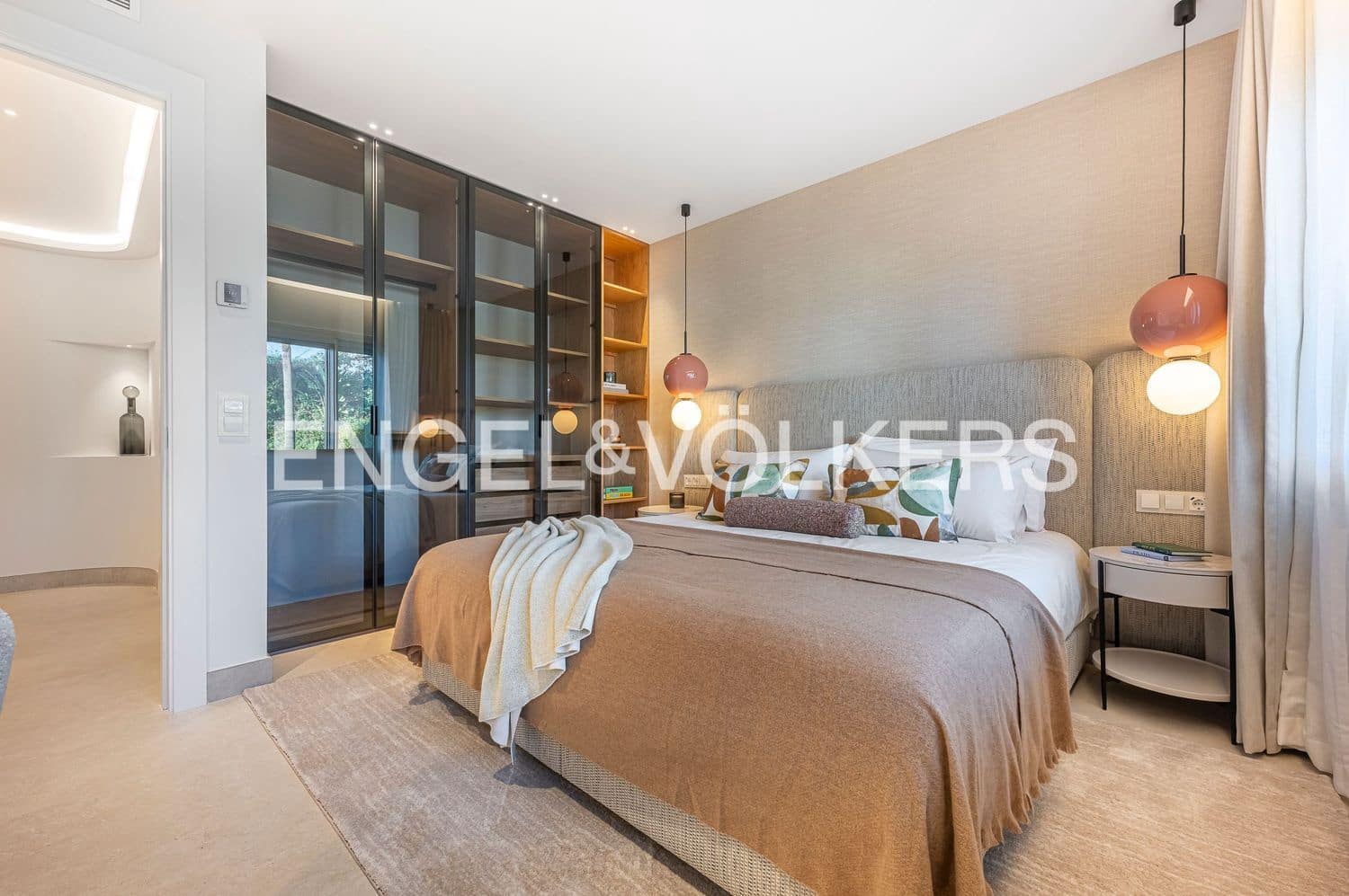 3 makuuhuone Huoneisto myytävänä paikassa Estepona mukana uima-altaan 
autotalli - 1 895 000 € (Ref: 9806160)