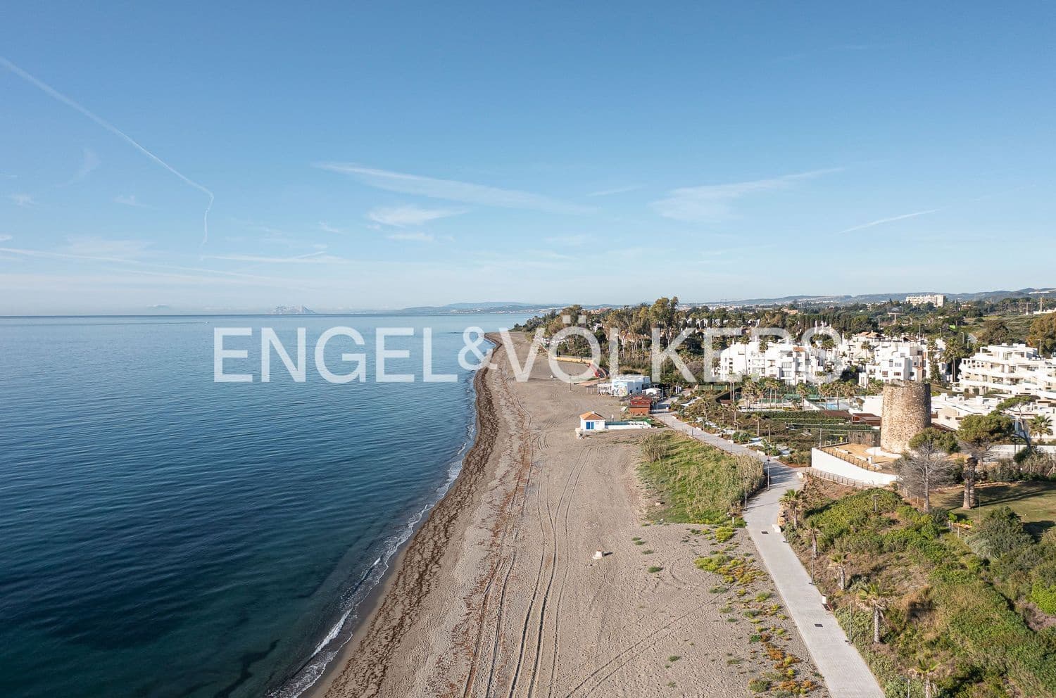 3 makuuhuone Huoneisto myytävänä paikassa Estepona mukana uima-altaan 
autotalli - 1 895 000 € (Ref: 9806160)