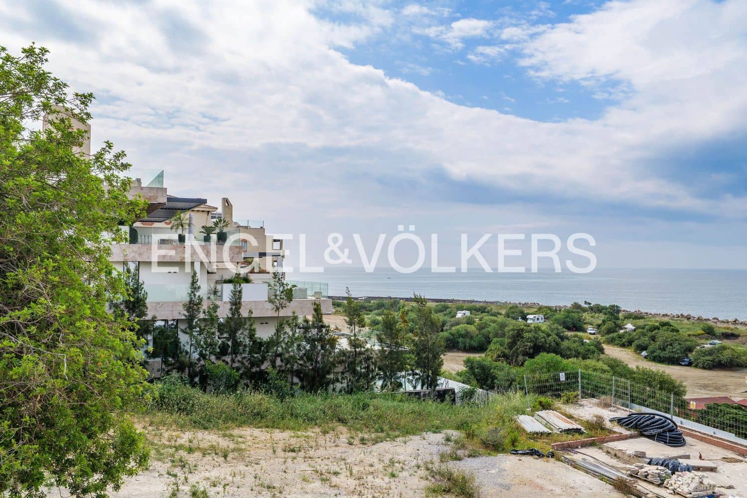 1 chambre Appartement à vendre à Estepona avec piscine garage - 256 000 € (Ref: 9815595)
